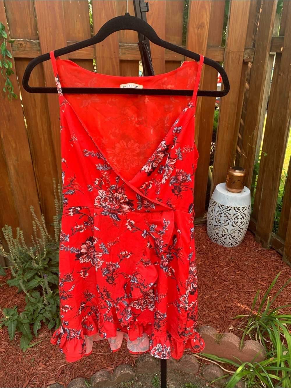 Engerlå Red Dress with Feather Logo
